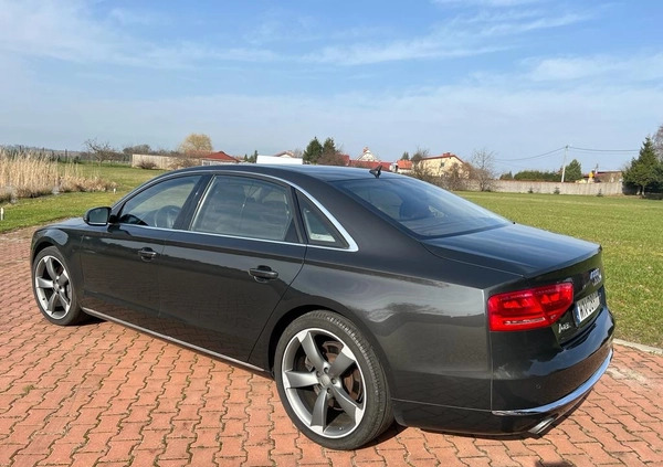 Audi A8 cena 90900 przebieg: 274500, rok produkcji 2011 z Ostróda małe 704